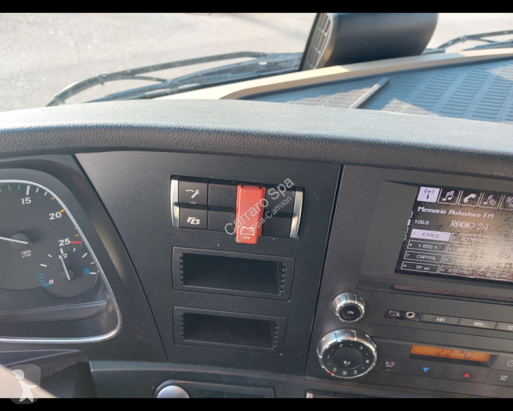 جرار Mercedes IV 18 2012