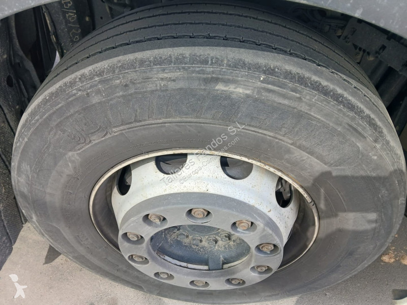 Cabeza tractora Iveco  480 AUTOMATICO CON INTARDER