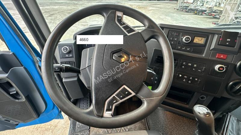 Traktor Renault T3SP38