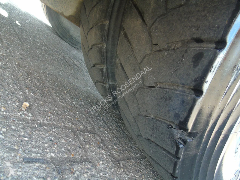 Tahač Mercedes 1846 + RETARDER + EURO 5 + MP3 +...