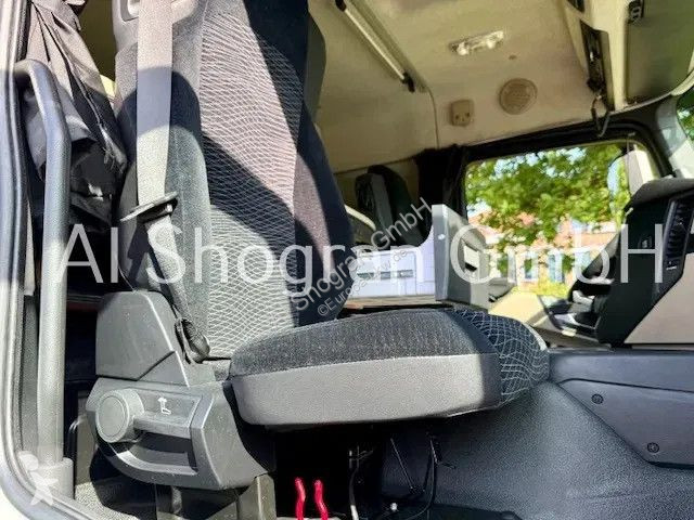 Traktor Mercedes 1836 Blatt / Luft / Euro 6
