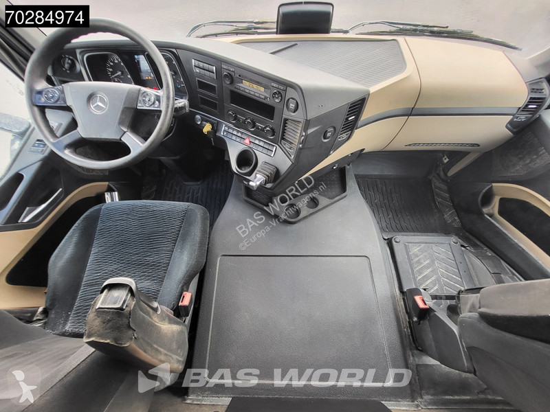 Tractor Mercedes 1845 4X2 ClassicSpace Retarder...