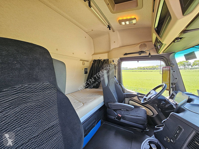 Tahač Mercedes ACTROS 1846 4X4 HAD PTO+HYDR.