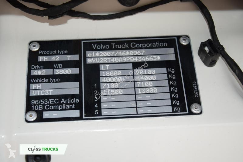 Traktor Volvo 500 Globetrotter XL