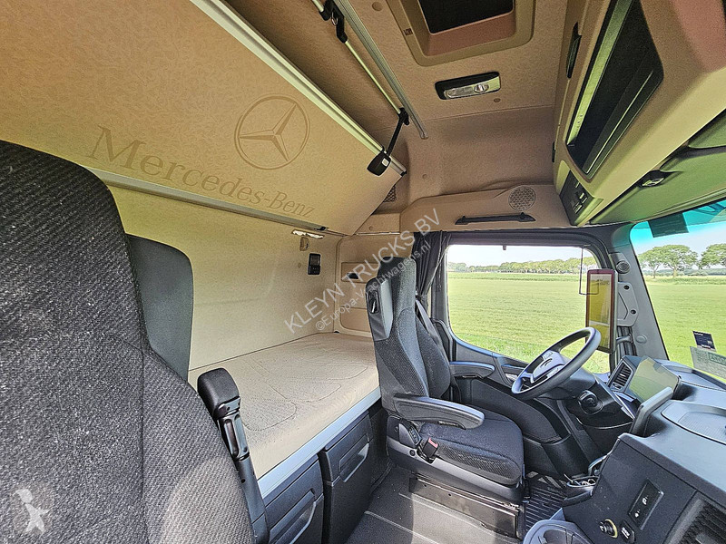 Trattore Stradale Mercedes ACTROS 1845  LED 2X...