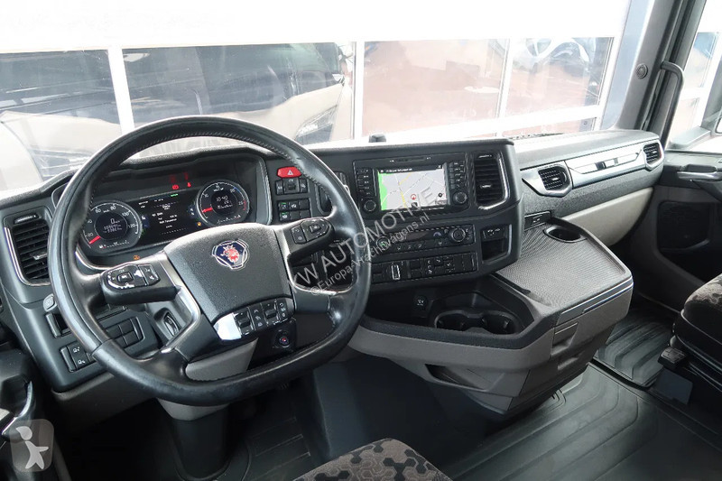 Trekker Scania S450 NGS RETARDER/ 2X TANK/ ACC/...