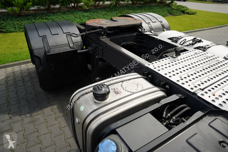 جرار Volvo FM 450