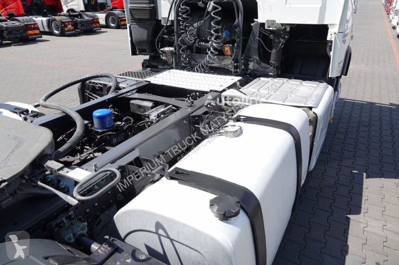 Tahač Volvo FH 500 / NISKA KABINA / HYDRAULIKA...