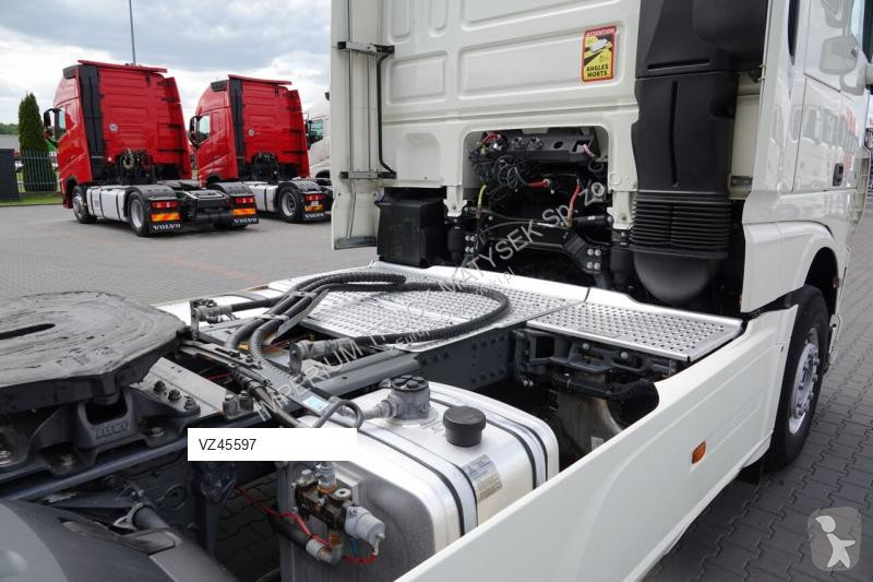 Tahač DAF XF 480