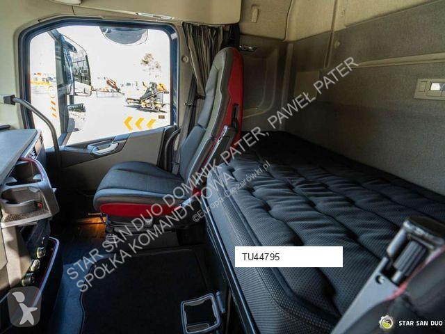 Tahač Volvo FH 500 6x2 HMF 3220-K5 HDS Crane...