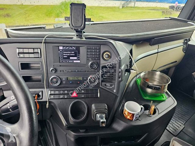 Traktor Mercedes 1843 LL mit Hubsattelkupplung...