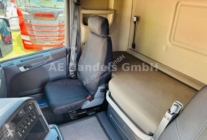Traktor Scania R490