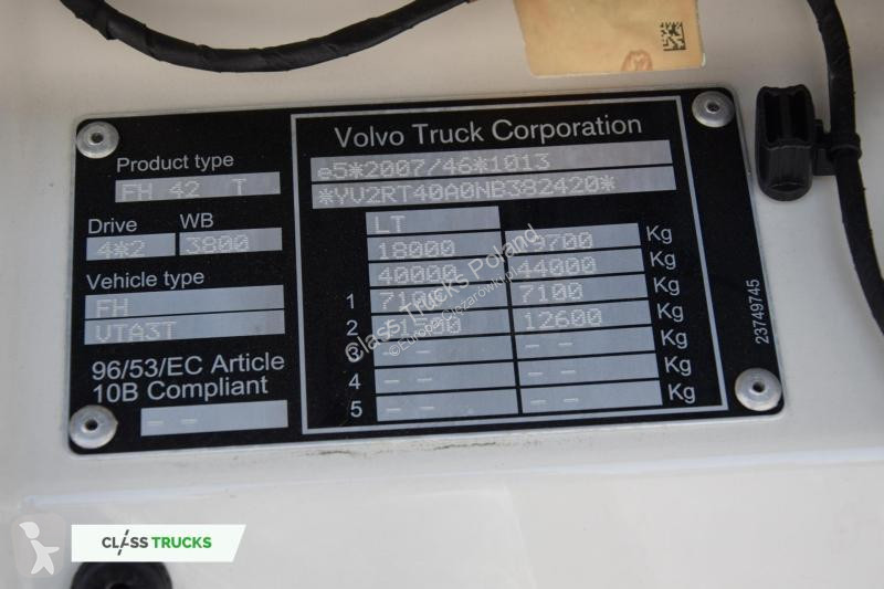 Traktor Volvo 500 Globetrotter XL Varios