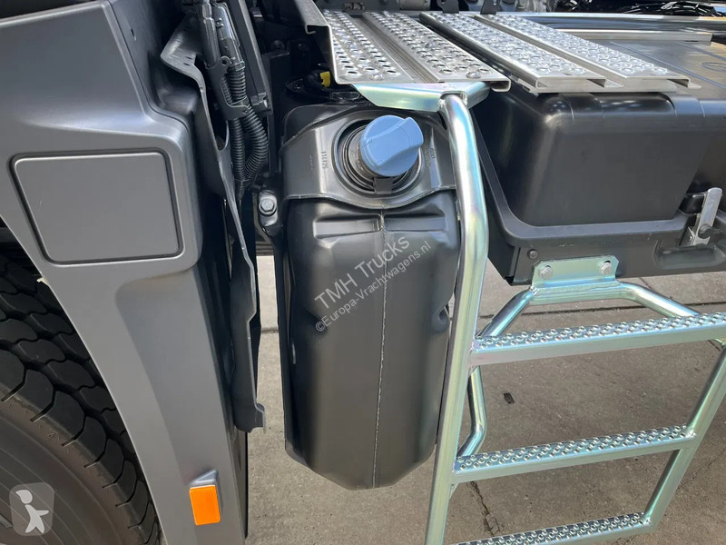 Traktor Mercedes 4058 AS 6x6 Tractor Head 180T...