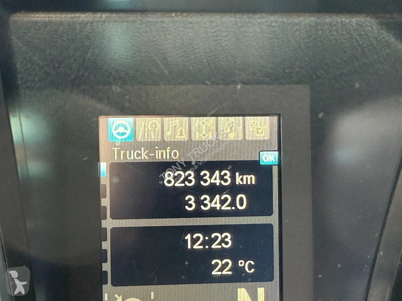 Tractor Mercedes 1845 4X2 Tractor-unit...