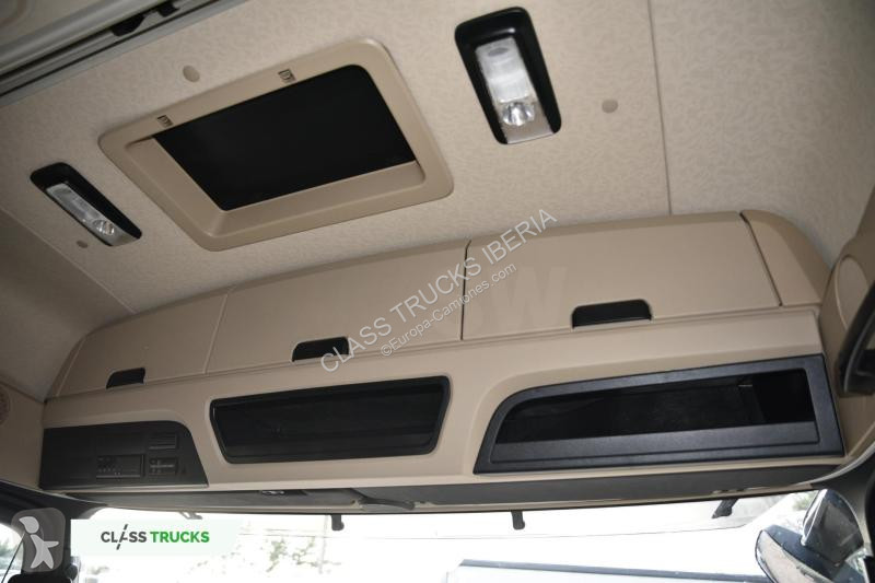 Traktor Mercedes 5 1845 BigSpace