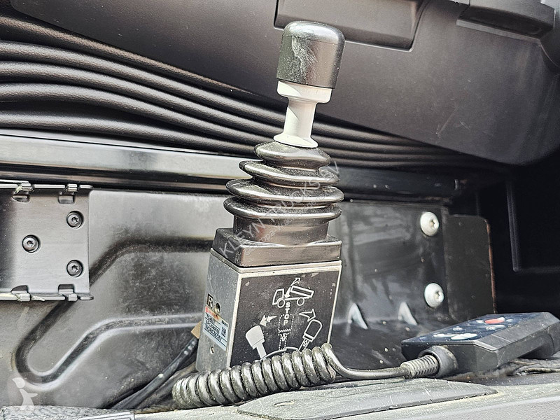 Trekker Mercedes ACTROS 1843 LS STR.SP. PTO+ HYDR