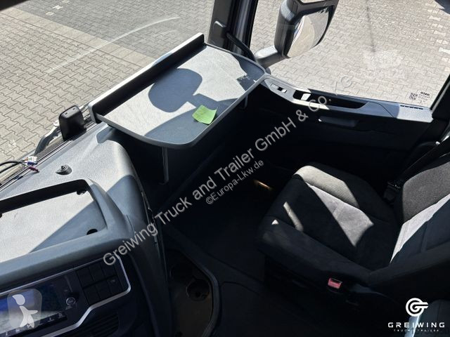 Traktor Iveco AS440S46T/FP LT