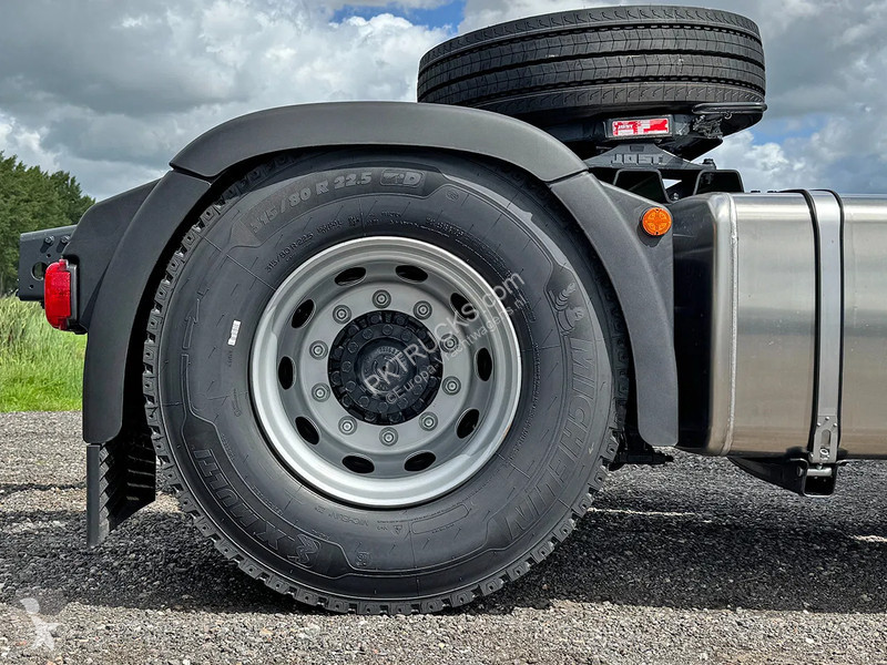 Tractor Iveco AS440S43T/P ON Tractor Head (15...