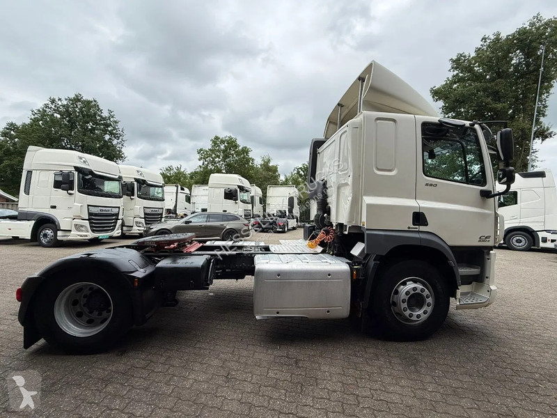 Traktor DAF 290 4x2 Dag cabine 649.535 KM Airco...
