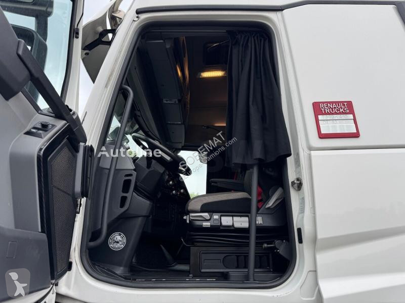 Traktor Renault  T480