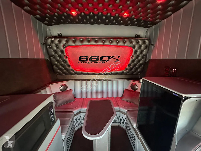 Traktor Scania S660 V8 6X2 ONGINE SPECIA...