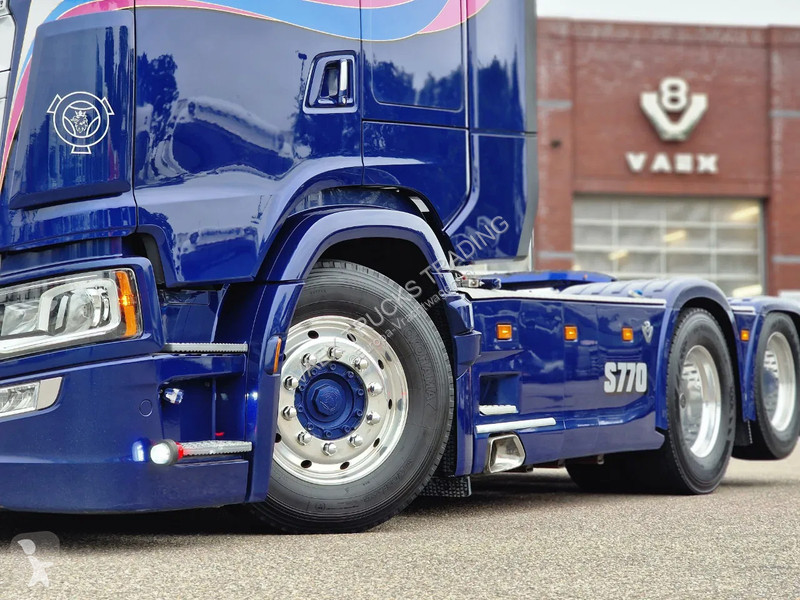 Tractor Scania 770S V8 NS Highline 6x2 - Show...