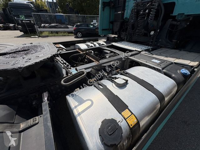 Tahač Volvo FH...
