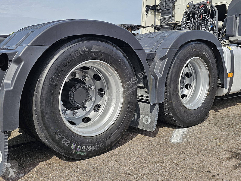 Traktor Volvo 500 XL 6X2 WB300