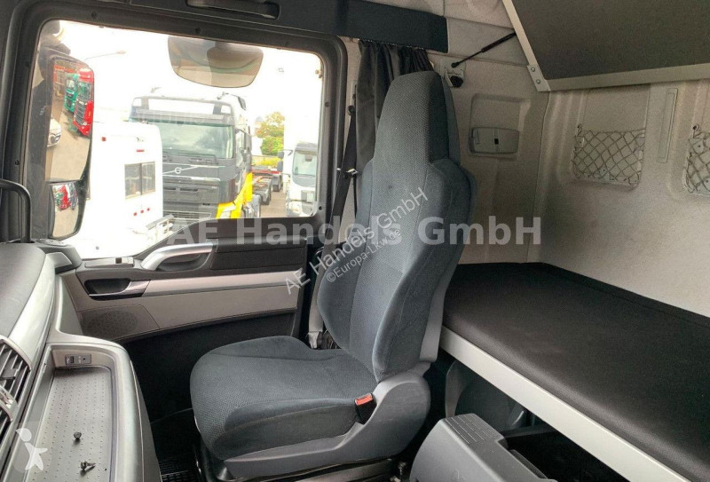جرار MAN TGX 18.440