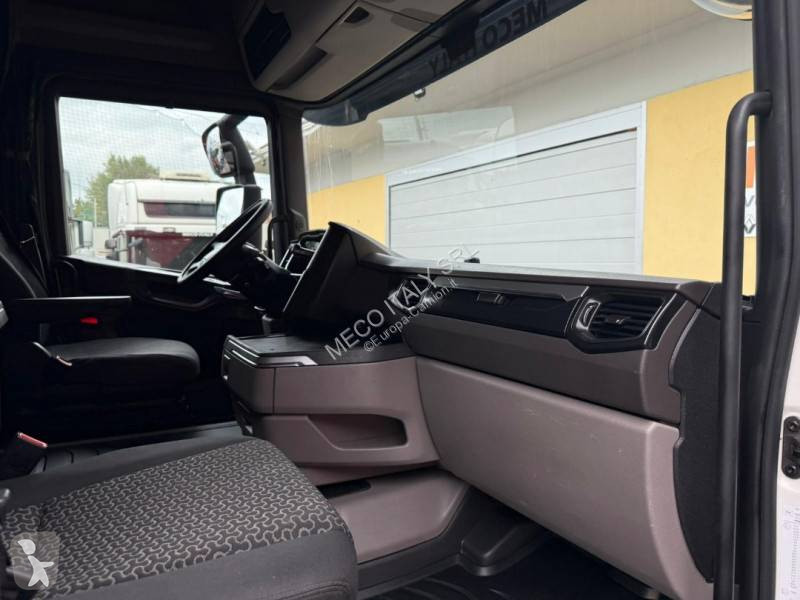 Traktor Scania