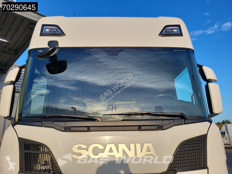 Tractor Scania 4X2 Mega Retarder 2x Tanks LED...