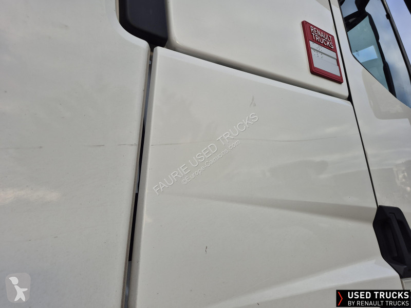 جرار Renault