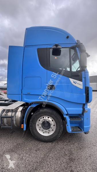 جرار Iveco  AS440ST/PLNG