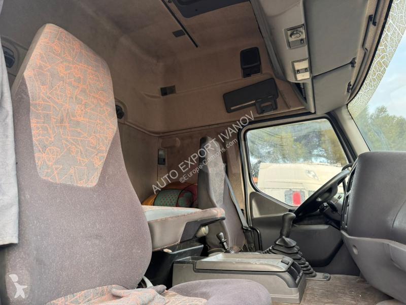 جرار Renault 420 DCI