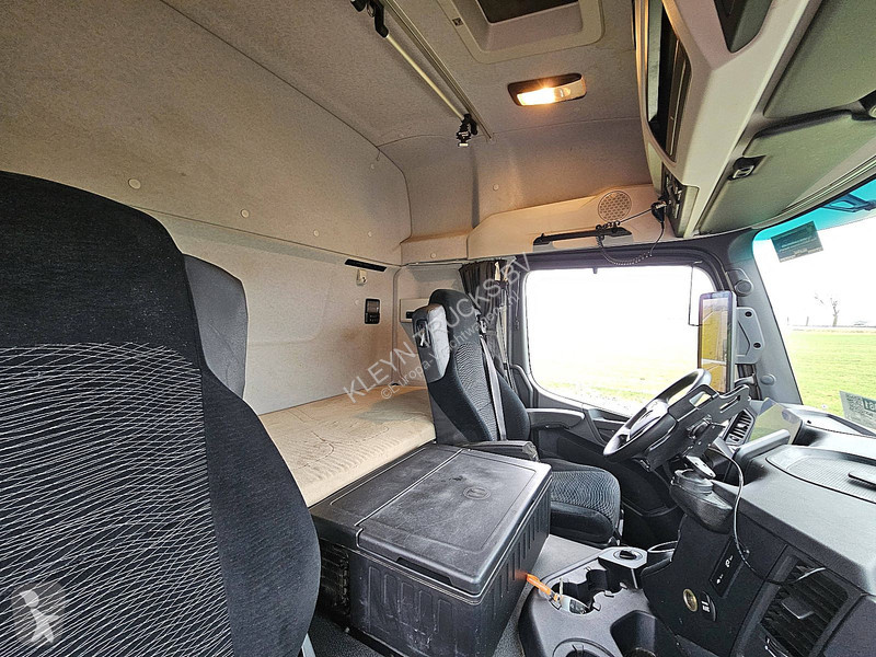 Влекач Mercedes AROCS 1843 4X4 ALLRAD PTO MP5