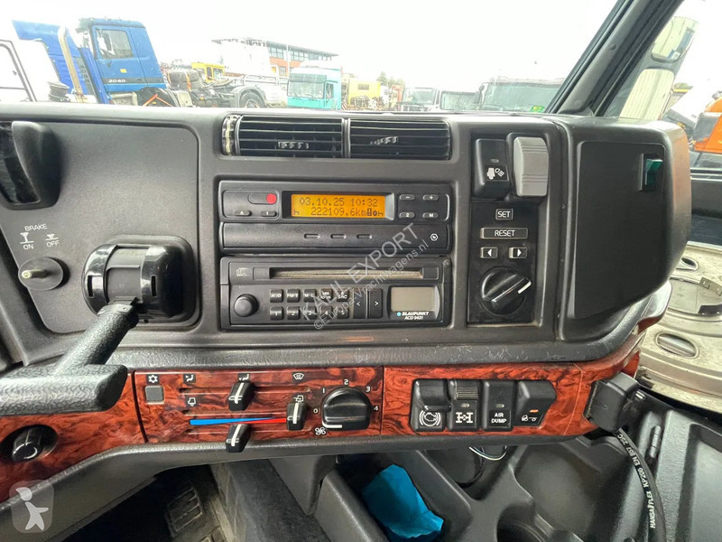 جرار Volvo 12420 Heavy Duty Tractor 420HP 6x4...