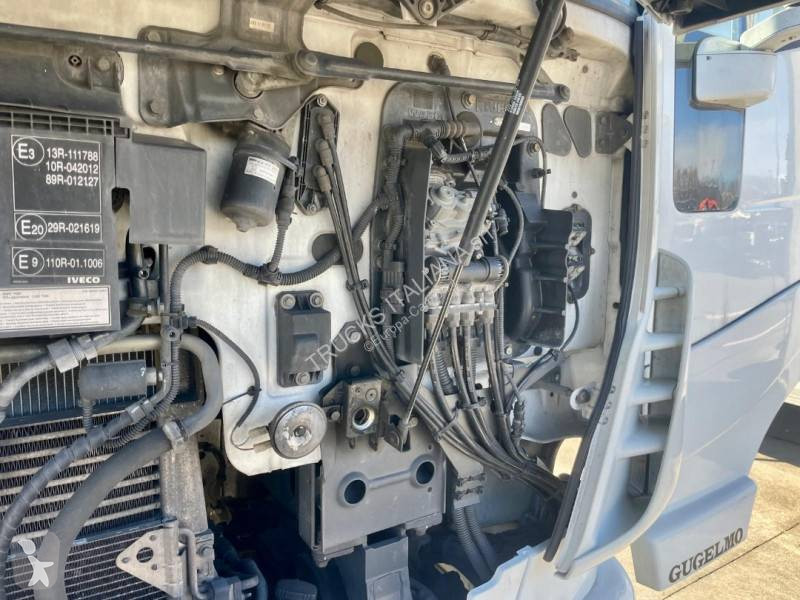 Iveco  tractor unit