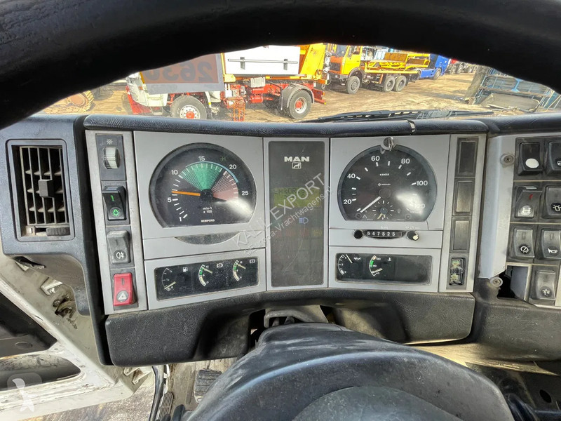 جرار MAN 4x4 Heavy Duty Tractor Full Steel...