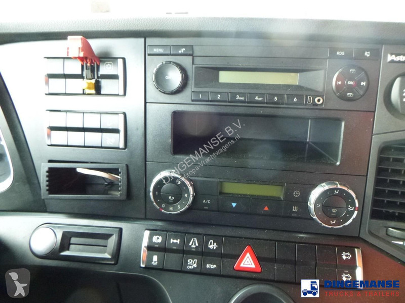 جرار Mercedes 1843 4x2 Euro 6