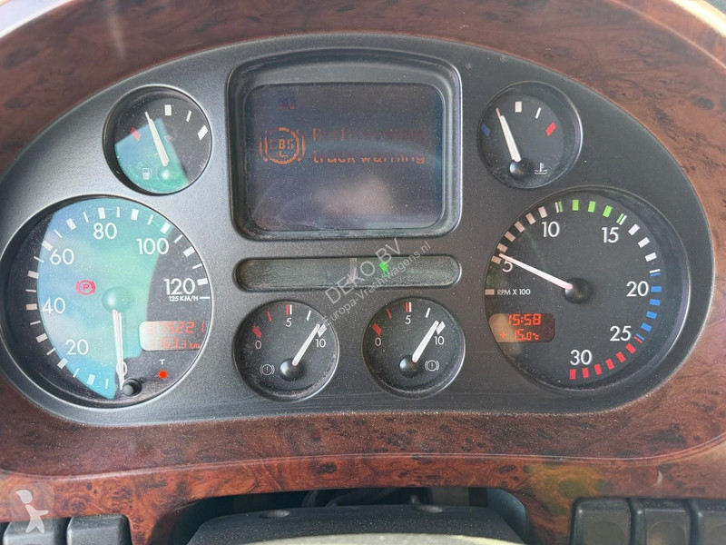 Trattore Stradale DAF XF 6x2 TRACTOR WITH 60...