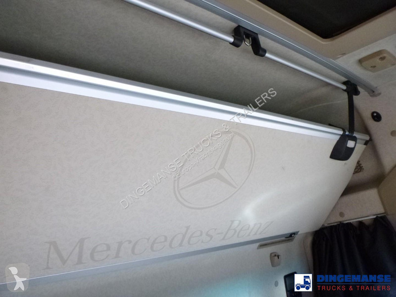 جرار Mercedes 1843 4x2 Euro 6 + ADR