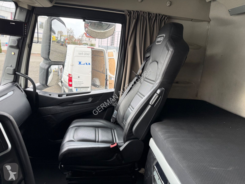 Trekker Iveco STRALIS S-WAY AS440S48T/P...