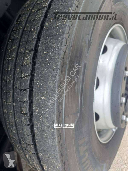 جرار Ford F-MAX 500 AUTOM RETARDER ADR