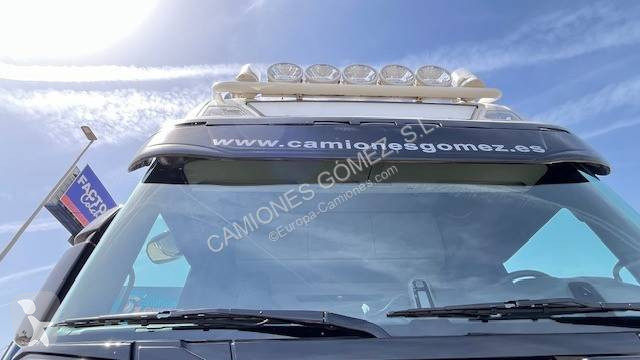 جرار Scania