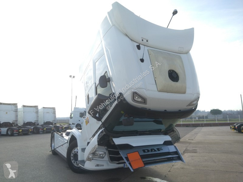 Nyergesvontató DAF n 480 FT 4X2