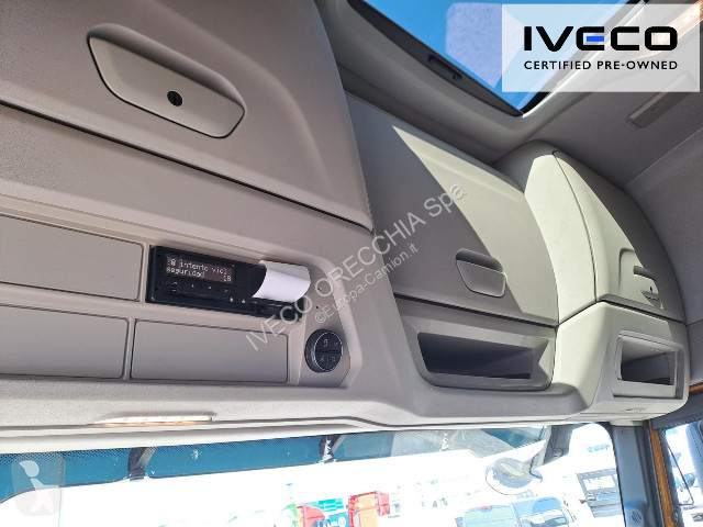 جرار Iveco S-WAY AS440S53T/P