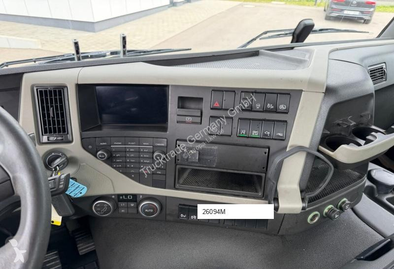 جرار Volvo FM-500