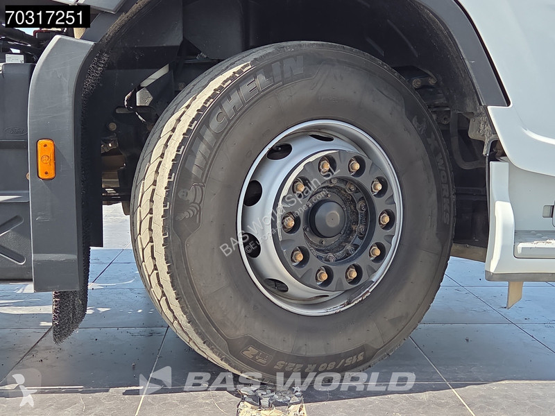 جرار Ford F-Max 500 4X2 Hydraulic Standklima...