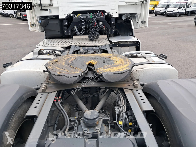 Cabeza tractora DAF XG  4X2 2xTanks Standklima ACC